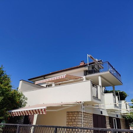 Apartmani Grebaštica מראה חיצוני תמונה
